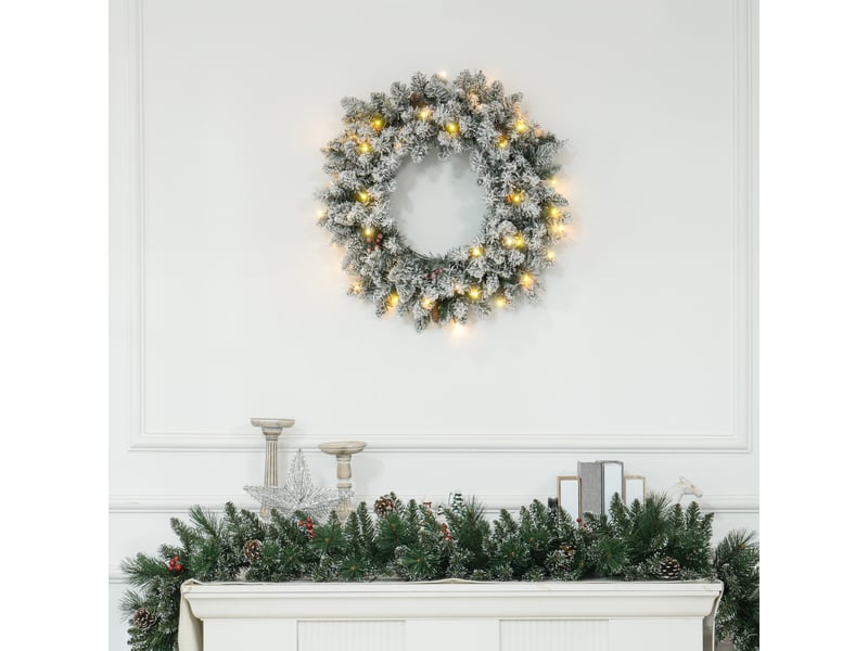  Couronne de noël porte artificielle 60 cm avec pommes de pin et grappes de baies, lumières led et minuterie vert  - Conforama C