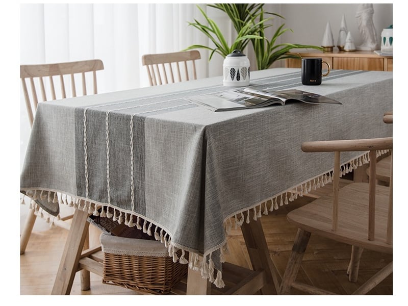  Nappe de table rectangulaire en coton et lin – broderie, grise, 140x240 cm  - Conforama C