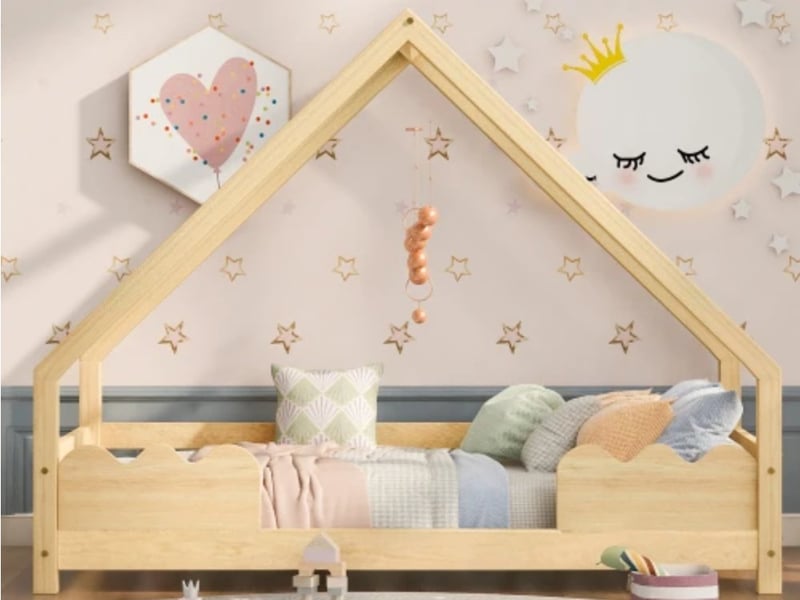 Lit maison enfant, 90×200 cm, avec protection anti-chute, bois massif, naturel - Conforama B