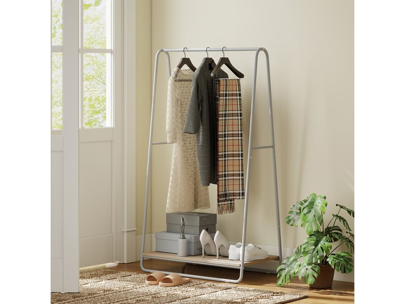  Portant à vêtements 3 en 1 avec étagère à chaussures, barres supérieures et latérales, structure en métal naturel et gris  - Conforama C