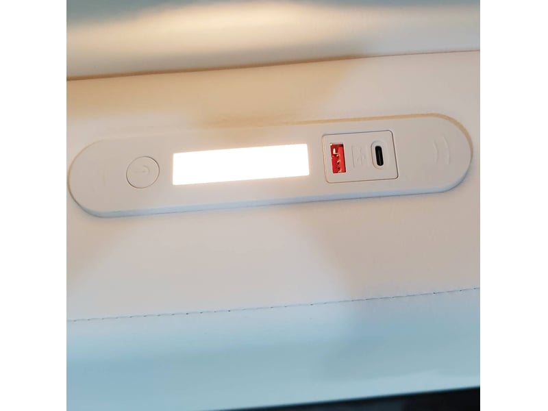 Lit enfant 90x200 cm blanc en cuir régénéré, tête de lit ours avec veilleuse usb et rangement, sans matelas - Conforama D