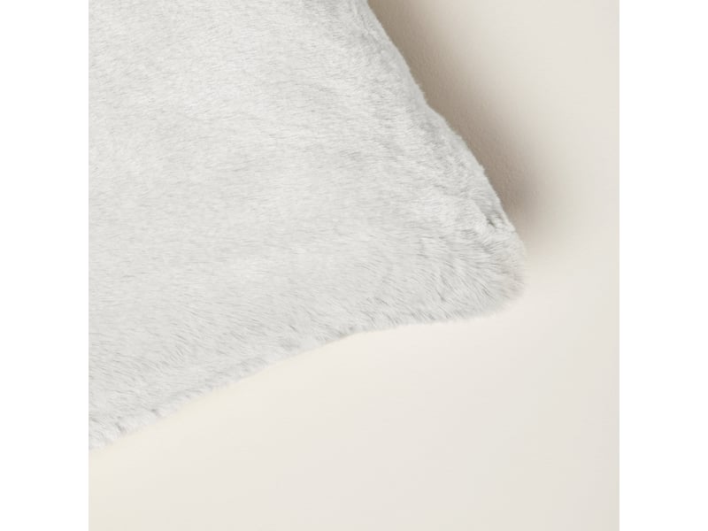  Housse de coussin en fausse fourrure souple au toucher ultra doux  bianca 22834 - Conforama B
