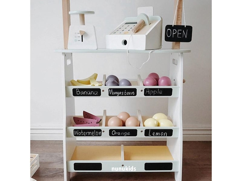  Stand de marché en bois - avec chariot, fruits et accessoires - 95,5 cm GTK449 - Conforama C