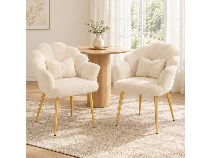  Lot de 2 fauteuils de salle à manger en tissu teddy beige, dossier pétale et pieds dorés  - Conforama C