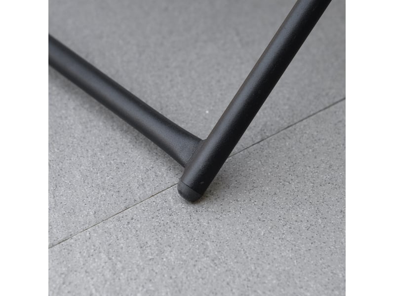  Table basse de jardin pliable 40x40x40 cm grise en résine tressée, structure métallique, charge 30 kg  - Conforama E