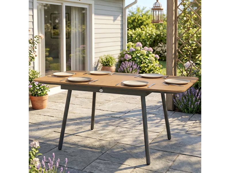  Table de jardin 140 x 80 cm pour 6 personnes, table de repas d'extérieur résistante à la rouille avec plateau en wpc, pieds réglables, teck  - Conforama D