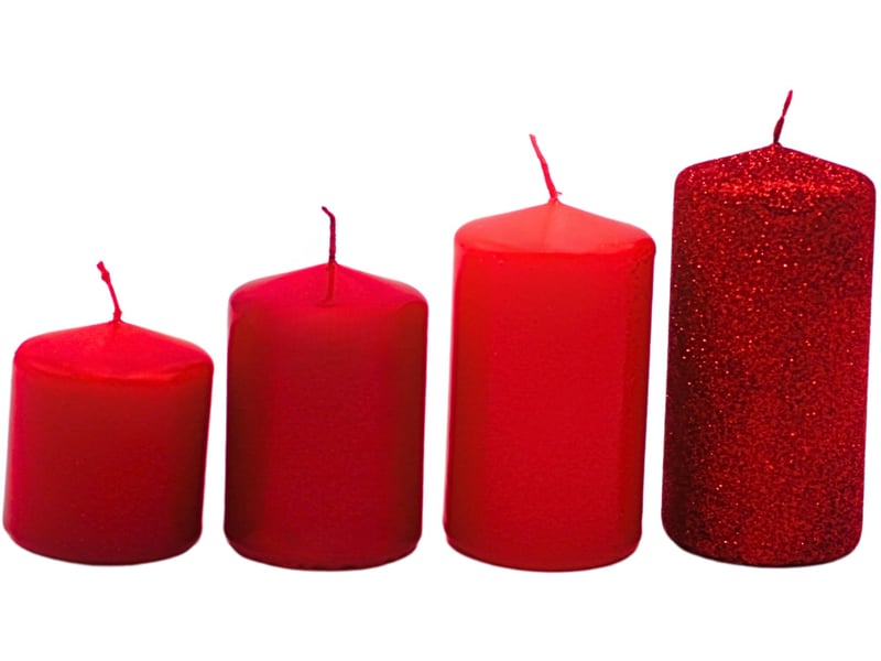  Lot de 4 bougies piliers, pour couronne de l'avent, bougies de table, rouge avent et paillettes rouges, graduées de 5 x 5 x 5 cm à 5 x 9 cm (l x l x h)  - Conforama A
