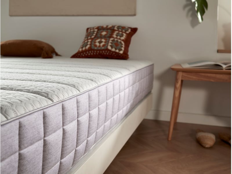  Matelas à mémoire de forme au gel luxury carcassonne - mi-ferme, 5 cm de mémoire de forme au gel, fibres naturelles 8435720068207 - Conforama E