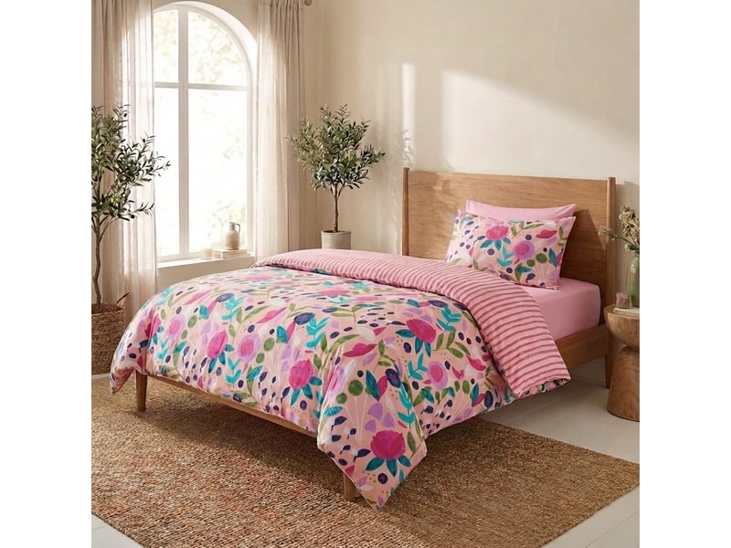  Parure de lit 140x200 cm percale de coton floral collage rose - kate merritt PD25540 - Conforama B