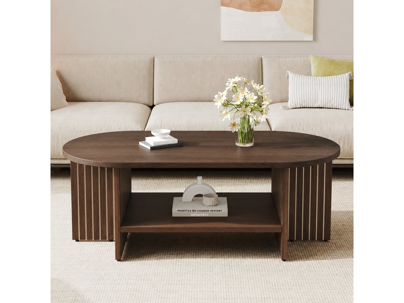  Table basse ovale en mdf avec étagère, design rainuré, 100 x 49 x 35 cm, couleur noyer  - Conforama C