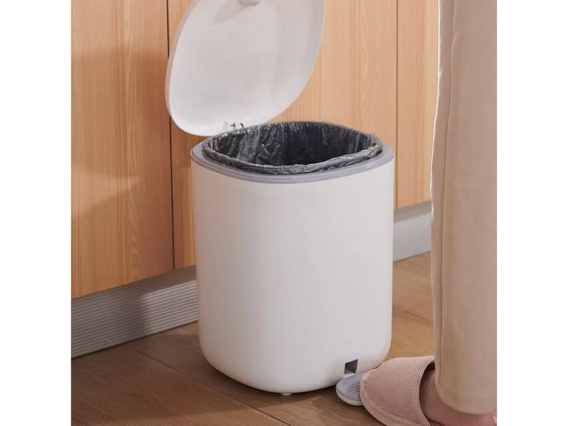 Poubelle salle bain 7l design élégant pour salle de bain ou cuisine - Conforama E