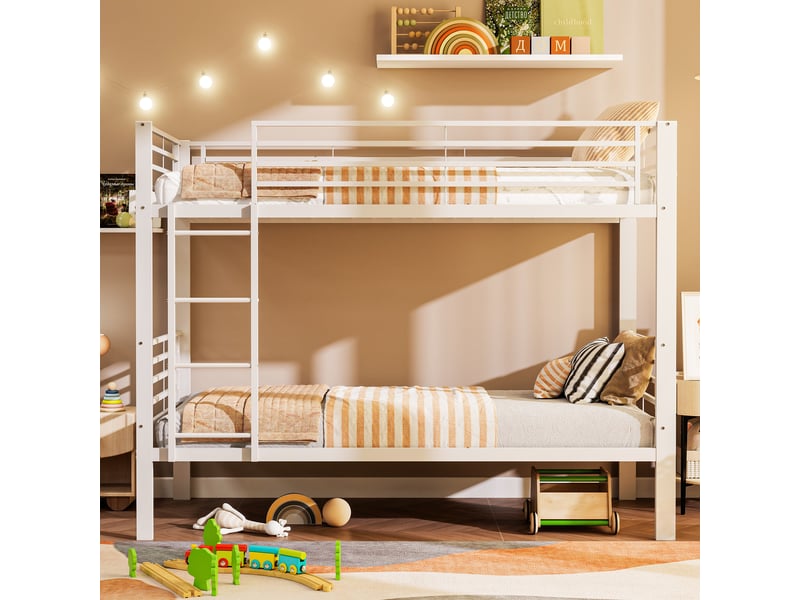 Lit superposé 90x200 cm en métal avec sommiers à lattes, échelle réversible et garde-corps de sécurité, charge totale 350 kg - blanc - Conforama D