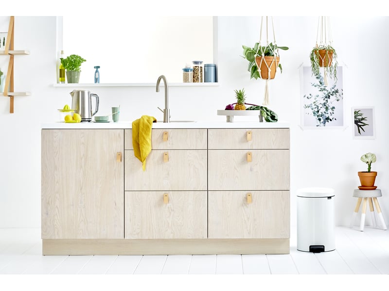 Poubelle cuisine 20 L NEW ICON coloris blanc - Conforama B