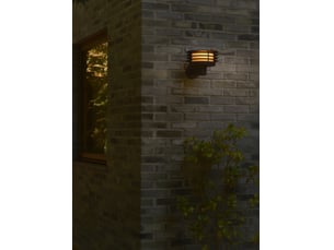 Applique murale extérieur adapté aux zones côtières, cirella 25 en métal noir, ip54, nordlux