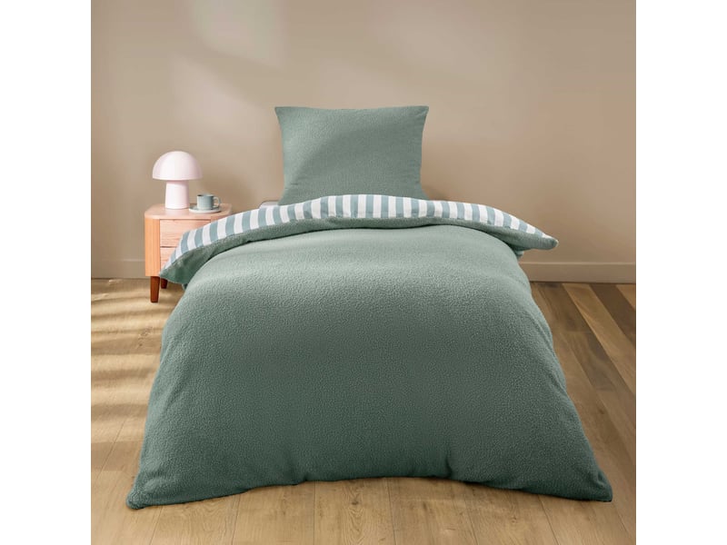  Parure de lit 2 pièces pilou revers carreaux housse + taie 140x200 cm  - Conforama A
