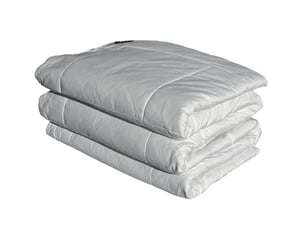 Couette soie hiver 380 g 140x200 cm