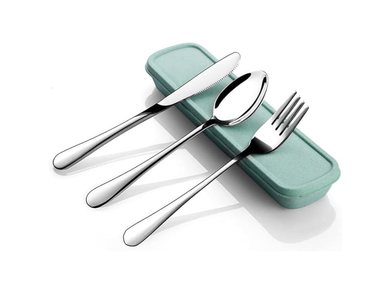  Ensemble de couverts trois pièces en acier inoxydable (couteaux, fourchettes, cuillères), finition miroir plaquée or, couteaux et fourchettes à steak  - Conforama A