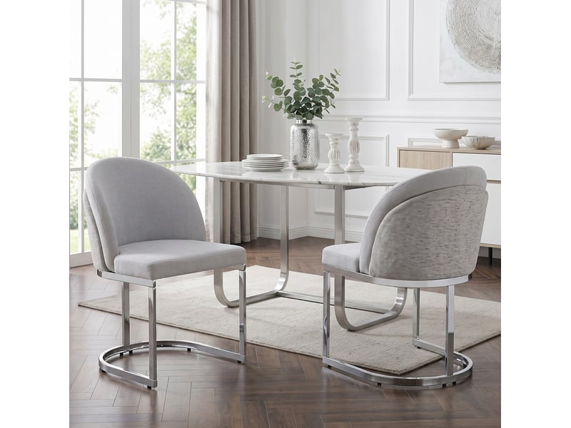  Lot de 2 chaises de salle à manger en chenille gris clair et métal argenté  - Conforama D