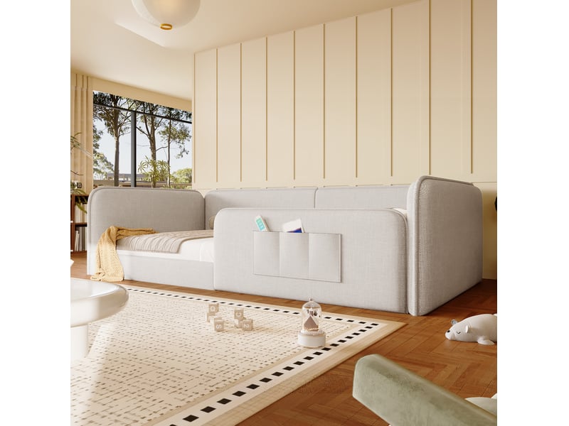  Lit simple 90 × 200 cm avec cadre bas rembourré et poches de rangement latérales en lin beige pour chambre d'enfant  - Conforama D