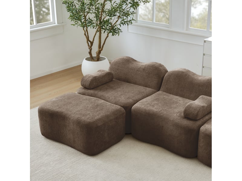  Canapé d'angle modulaire 3 places en velours marron avec ottoman, assise profonde et forme ondulée douce  - Conforama D