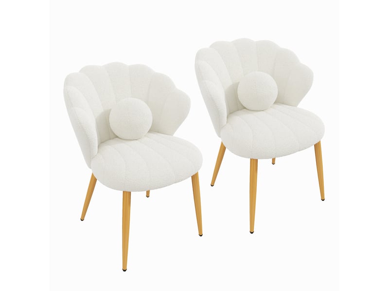 Lot de 2 chaises de salle à manger à dossier coquillage avec coussins et pieds en métal doré, tissu bouclette blanc - Conforama A