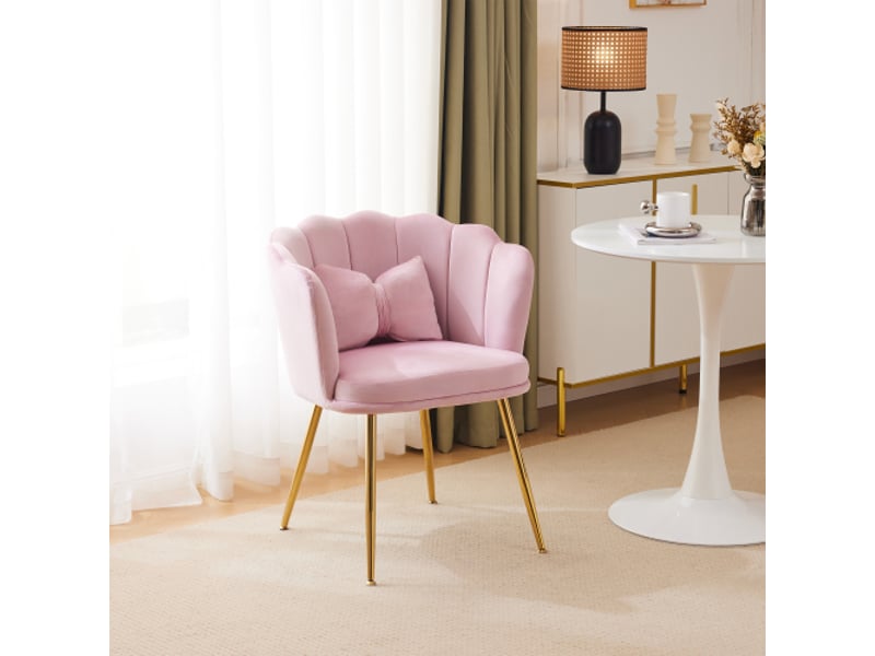  Chaise de salon rose en velours, chaise rembourrée avec dossier en pétale, pieds en métal plaqué or et coussin papillon  - Conforama C