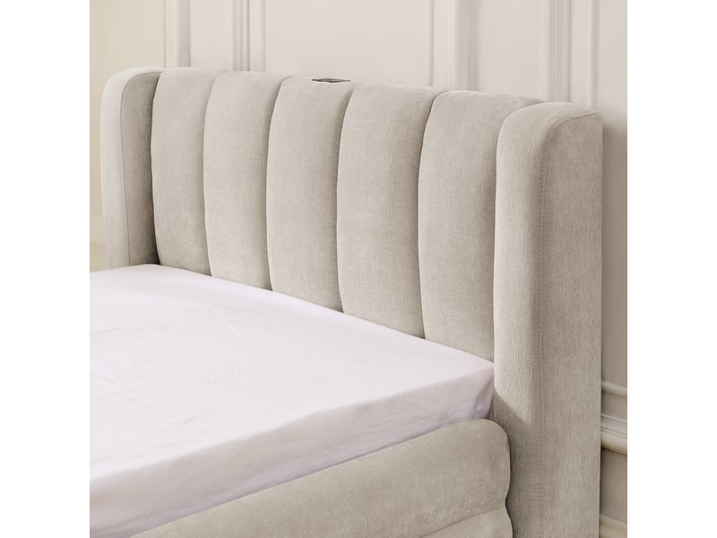 Lit simple pour enfant, avec rangement latéral, prise usb et revêtement en chenille douce, couleur beige - 90 x 200 cm - Conforama W