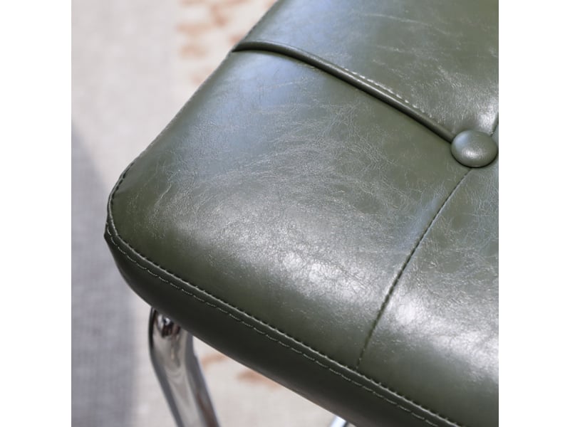  4 chaises à manger en faux cuir, pieds chromés, style breuer mid-century, rembourrées  - Conforama D