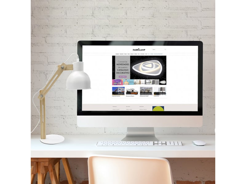  Lampe de bureau fabrilamp baptista blanchêtre 1 x e27 articulée orientable 46x14x35 cm 162071001 - Conforama C