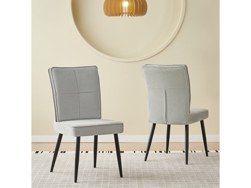  Lot de 2 chaises de salle à manger avec piétement métallique, assise rembourrée en velours effet pied-de-coq gris clair, pour salon et cuisine  - Conforama E