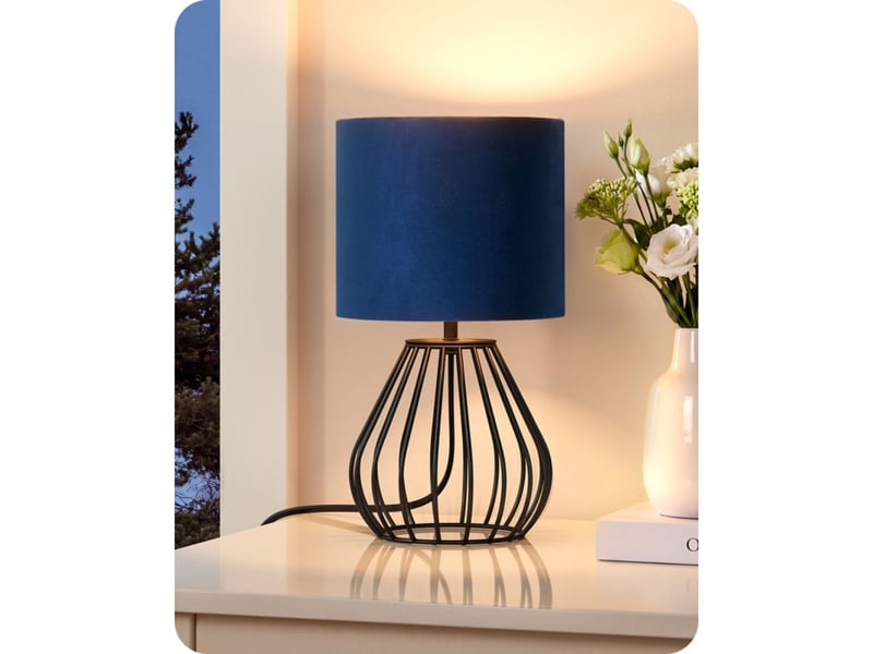  Lampe a poser saphir bleue velours e14 4w 2700k base metal noir goutte 370618_AADHT72579_6_DROPFR - Conforama A