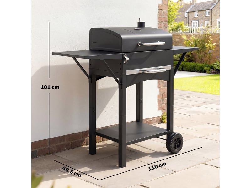  Barbecue au charbon avec 2 tablettes latérales, thermomètre, couvercle et roues – 110 x 46,5 x 101 cm – noir  - Conforama E