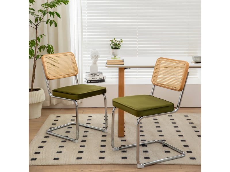 Chaise de salle à manger cantilever empilable avec dossier en rotin et assise en velours, en chrome, vert - Conforama C