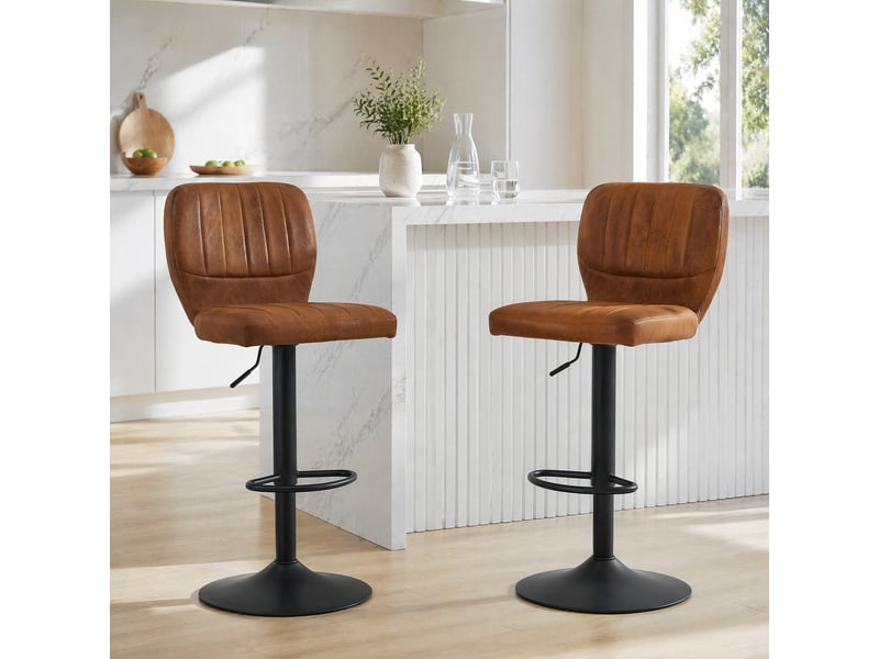 Tabouret de bar pivotant avec hauteur réglable, dossier et repose-pieds, en simili cuir marron et métal noir - Conforama C