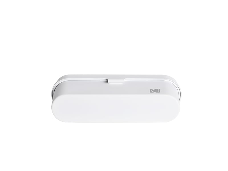 Kodak film case (135) - boîtier compact en acier pour 5 rouleaux de film 135 mm, capot amovible, design années 70, protection poussière et humidité - blanc - Conforama D