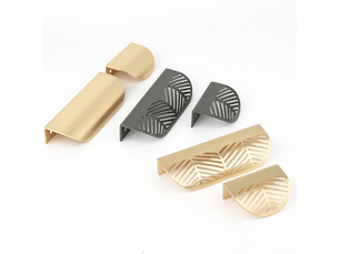 Jeu de 4 boutons de porte en forme de feuille, poignées en laiton pour tiroirs, placards de cuisine et armoires à vêtements - noir