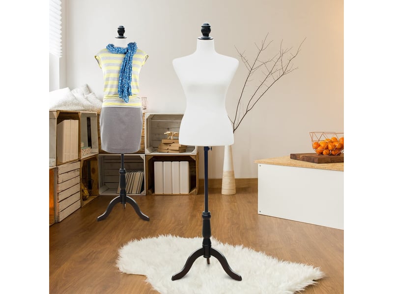  Mannequin de couture féminin, réglable de 130 à 168 cm, avec trépied en bois, pour la photographie de mode et la présentation de vêtements, blanc.  - Conforama C