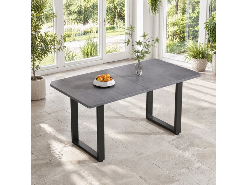  Table de salle à manger rectangulaire style industriel en panneaux de particules et métal noir et gris  - Conforama B
