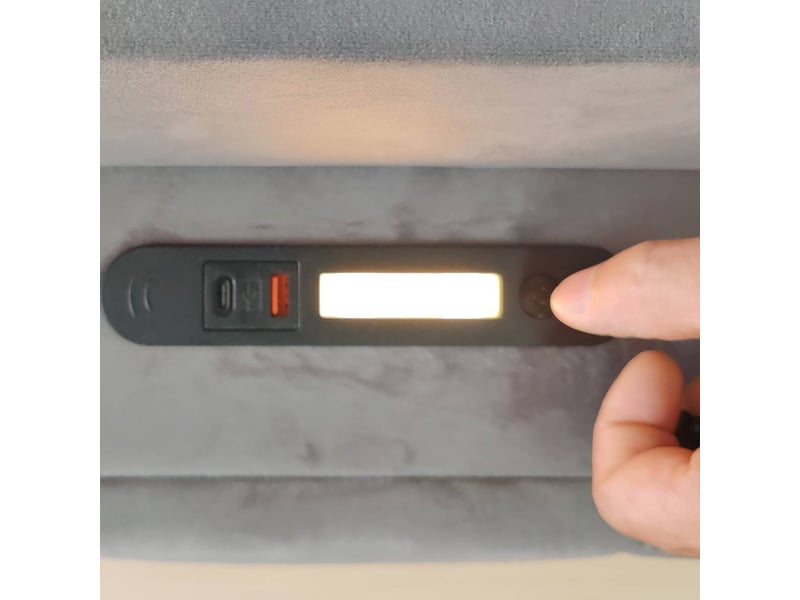  Lit coffre rembourré 90x200 cm - sommier relevable - usb et usb-c - grand rangement - velours - design moderne - gain de place - gris CozyNest - Conforama E