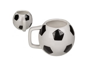 Out of the blue mug ballon de football