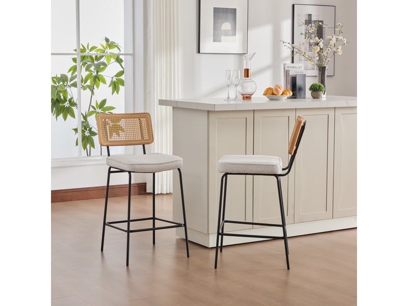  Lot de 2 tabourets de bar modernes ivoire en chenille, dossier effet rotin, pieds métal  - Conforama D