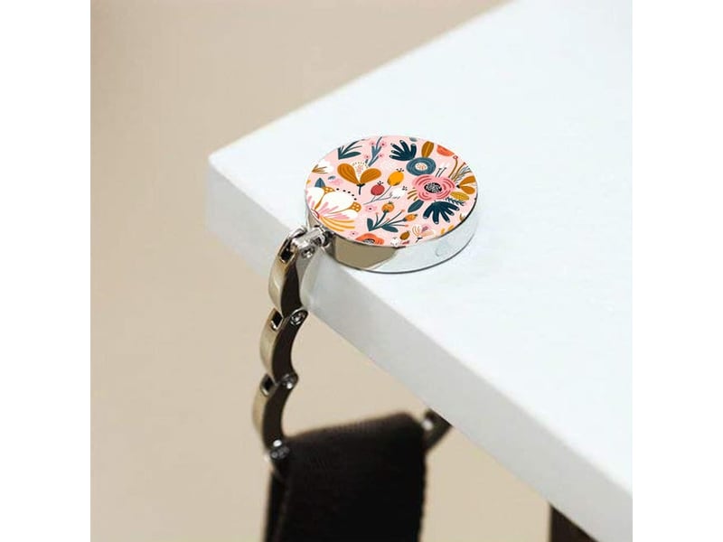  Un ensemble de 3 crochets pliables pour nappes - compacts et légers - à motif floral - adaptés aux tables d'une épaisseur maximale de 5 cm, multicolore HRC0004024LY - Conforama E