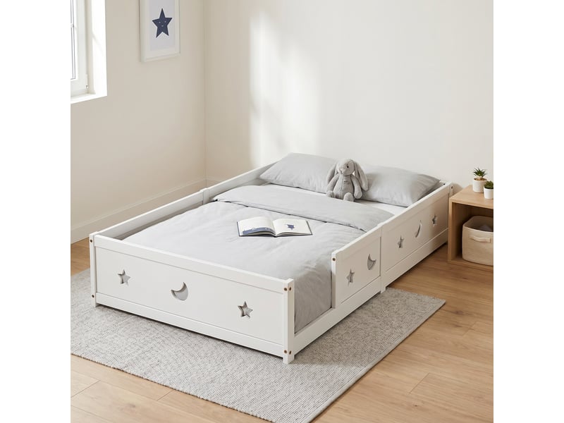  Lit simple 120x200 cm, lit enfant, lit au sol montessori avec barrière et sommier, motif étoile et lune, bois, blanc  - Conforama B