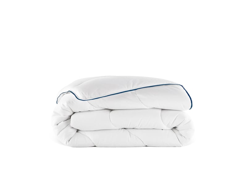 Couette légère temperée 100% fibres creuses siliconnées, enveloppe coton - 200 x 200 Céleste - Conforama A