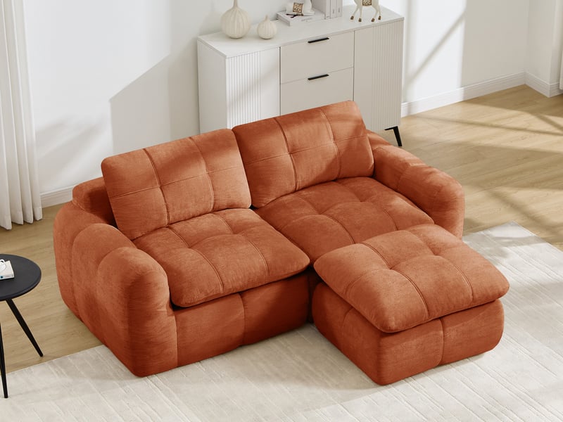 Canapé d'angle modulable 2 places en tissu chenille, forme l avec pouf, orange - Conforama B