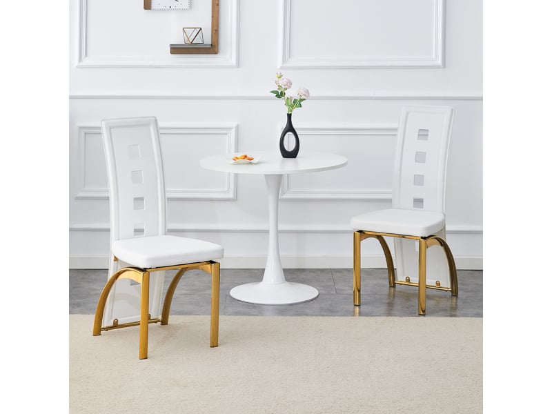  Lot de 2 chaises de salle à manger, chaises blanches et dorées en cuir pu avec dossier ajouré et pieds en métal, 102,5 cm.  - Conforama R