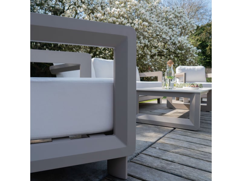  Salon de jardin bas 5p  en aluminium taupe avec plateau pierre calarossa 600812 - Conforama C