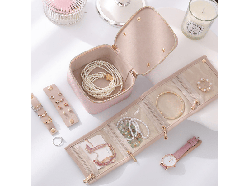  Petite boîte à bijoux de voyage, boîte cadeau en velours de qualité supérieure pour collier, bague, boucles d'oreilles  - Conforama B