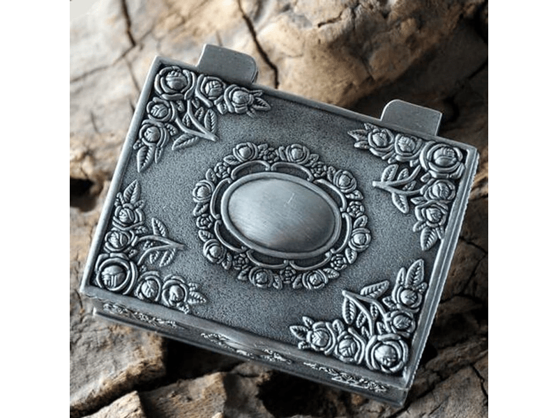  Boîte à bijoux rétro, boîte à bibelots, en alliage de zinc, étui à bijoux, boîte à bijoux 6,4 x 5,4 x 3,2 cm, argent antique.  - Conforama B
