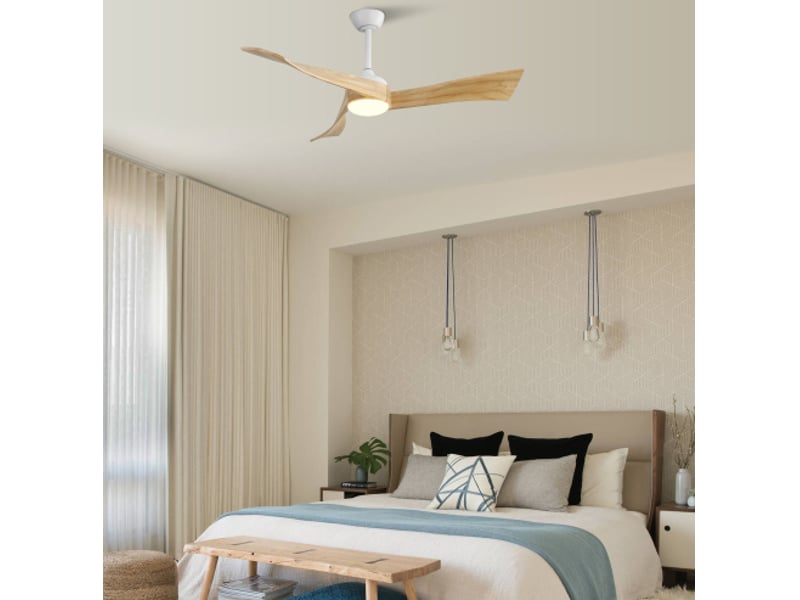  Ventilateur de plafond avec lumière 132 cm, 6 vitesses, télécommande, moteur dc réversible, métal et bois, blanc  - Conforama B